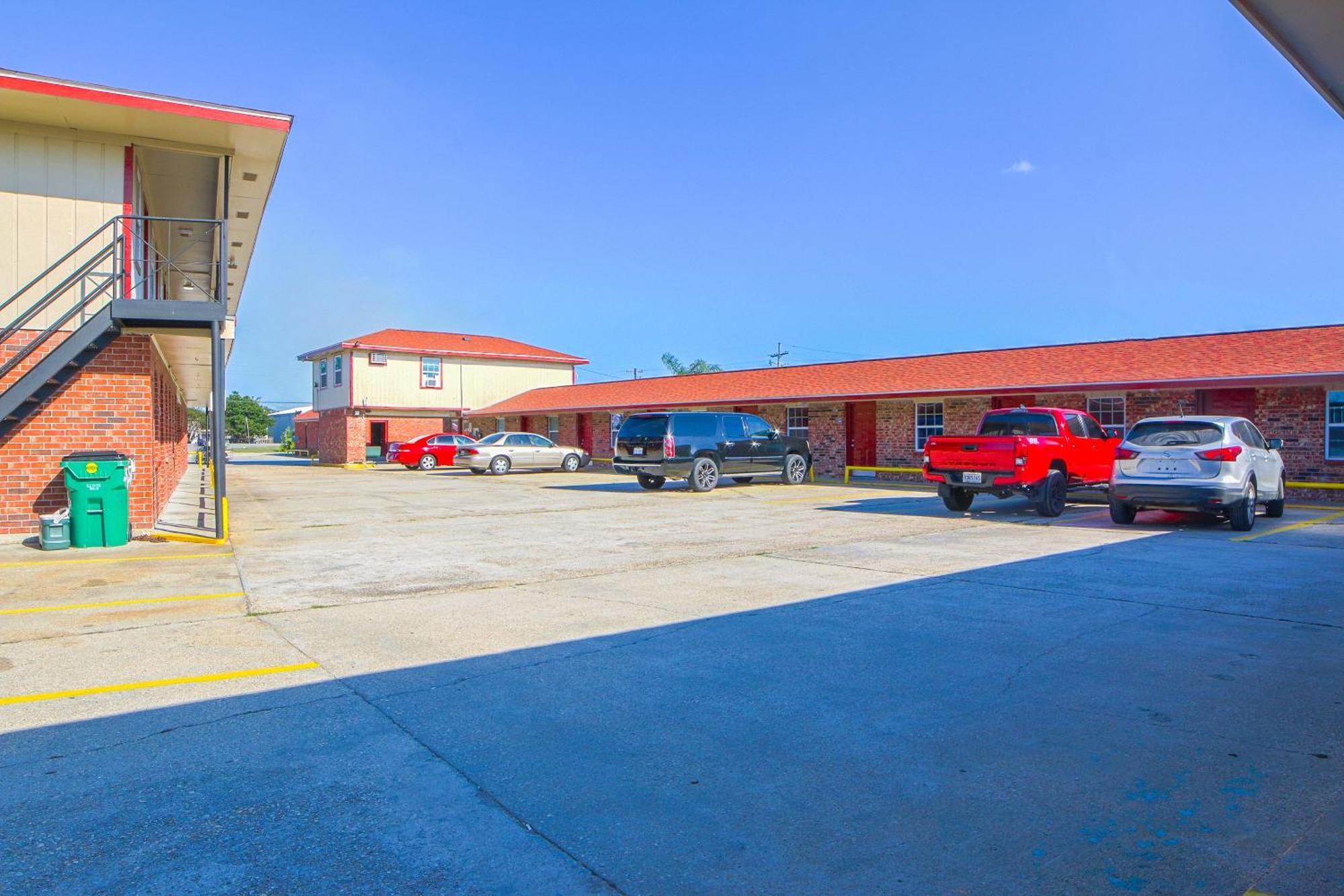 Economy Inn By Oyo Lockport Near Houma Екстер'єр фото